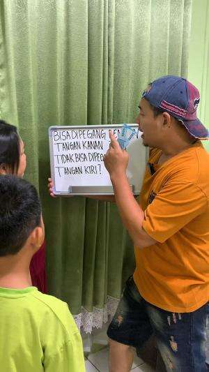 Bisa dipegang dengan tangan kanan tapi tidak bisa dipegang tangan Kiri  #fyp #viral #trending #reels #tiktok