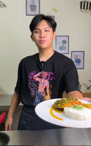 AYAM WOKU SUPERRRR LEJATTTTTT