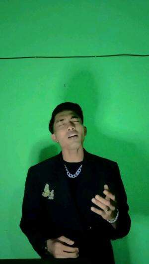 Nama:Taufik angger ardiansyah asal kota:lumajang provinsi Jawa timur umur:21thn judul lagu:mengejar #audisikdi2023 