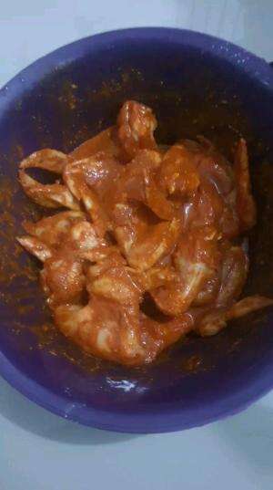 lebih baik bikin ayam goreng sendiri dari pada beli lebih puas? #RCTIPlus #HOTrctiplus #creatorrctiplus #shortplus #masak #cooking #makan #m