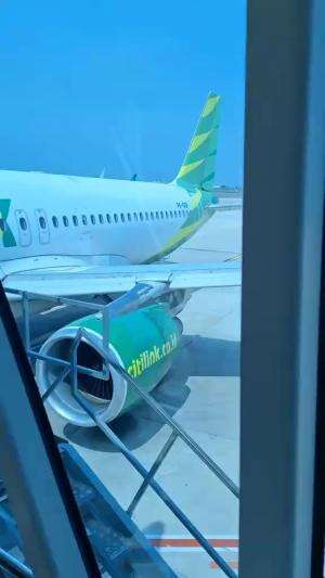 Mentahan bosku,yang suka nge prank perjalanan
#storymentahan #story #bandara #storywa #bahanstory #prank 
