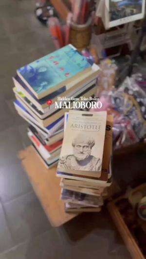 Hidden Gem beneran yang jual harta karun bung Hatta di tengah jantung  Malioboro #Malioboro #Tokobuku #DaerahIstimewaYogyakarta 
