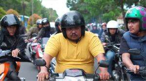 Preman Pensiun 8 Eps. 11 - Gawat! Didu Mau Dikeroyok