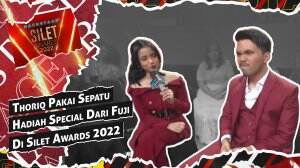 Thoriq Pakai Sepatu Hadiah Special Dari Fuji Di Silet Awards 2022