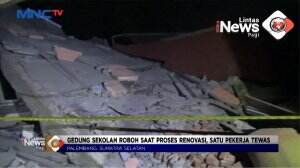 Gedung Sekolah Roboh Saat Direnovasi