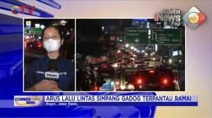 Arus Lalu Lintas Di Simpang Gadog Terpantau Padat