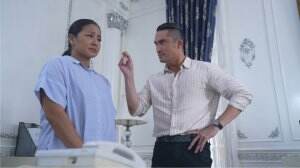 Pak Frans Bentak Ibu Dina - Bukan Cinderella Biasa Eps. 13-14