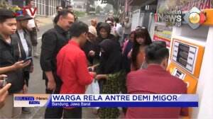 Menyerbu Minyak Goreng Murah