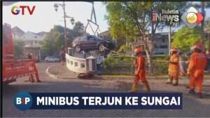 Minibus Terjun Ke Sungai di Surabaya