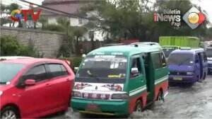 Banjir Rendam Permukiman Warga Di Bekasi