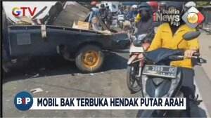 Mobil Bak Terbuka di Kendal Kecelakaan