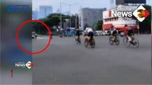 Pesepeda Tertabrak Mobil