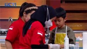 Salah Satu Peserta MasterChef Ini Jarinya Nyaris Terpotong - Junior MasterChef Indonesia