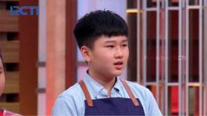 Penasaran Banget! Darrel Bikin Makanan Khas Keluarga - Junior MasterChef Indonesia