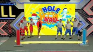 Hole In The Wall Eps. 10 - Lewat Lobang Atau Basah Kuyup!