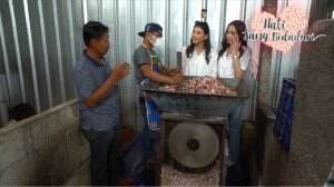 Proses Pembuatan Bawang Goreng - HSB Eps. 184
