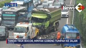 Dua Truk Terlibat Kecelakaan
