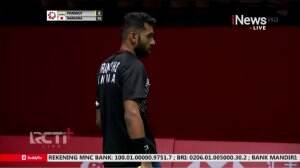Naraoka Berhasil Memetik Kemenangan Pada Game Perdana - HSBC BWF World Tour Finals 2022
