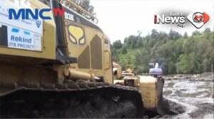 Banjir Bandang Di Lumajang Bercampur Lumpur Terjang Desa Ranupani