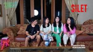Alshad Beri THR Kepada Kakak-Kakaknya