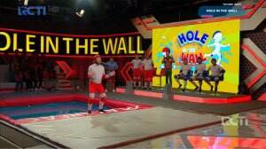 Hole In The Wall Eps. 12 - Ebuset, Rusuh Banget Ini Peserta