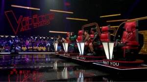 Luar Biasa! Standing Ovation Untuk Aya - The Voice All Stars