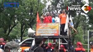 Demo Ratusan Buruh Di Balai Kota