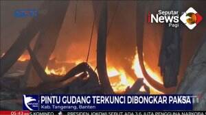 Gudang Alat Kapal Di Tangerang Terbakar