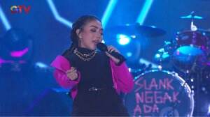 Syahiba Saufa "Ngamen 5" - GTV Love Suroboyo Digoyang
