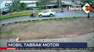 Minibus Menabrak Pengendara Motor