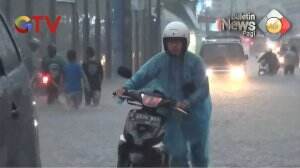 Banjir, Pondok Aren Kreo Macet Panjang