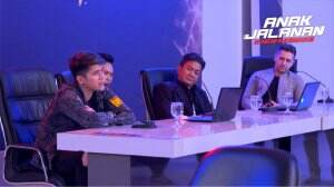 Nyesel Kan Dengerin Adel? - Anak Jalanan A New Beginning Eps. 376-377
