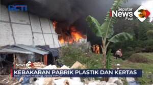 Pabrik Kertas Dan Plastik Terbakar