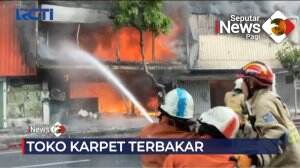 Bangunan Toko Karpet Terbakar