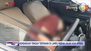 Sopir Taksi Tewas di Lampu Merah