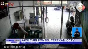 Aksi Curi Ponsel