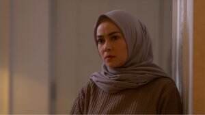 Nadin Curiga Ada Yang Disembunyikan Doni - Cinta Alesha Eps. 9