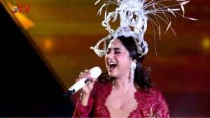 Dewi Perssik "Hikayat Cinta"- GTV Love Jember
