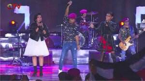 Slank ft. Erie Suzan & Novia Bachmid "Kupu Biru" - GTV Love Suroboyo "Konser Slank"