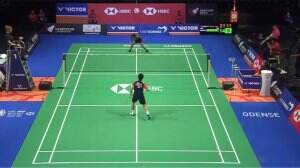 Smash Lurus Dan Tajam Dari He Bing Jiao