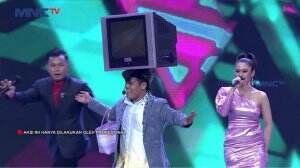 Gokil! Aksi Babul Membawa TV - Kontes KDI 2022