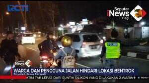 Dua Kelompok Suporter Bola Bentrok