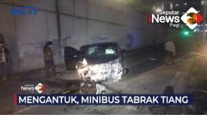 Minibus Tabrak Tiang Lampu Penerangan Jalan