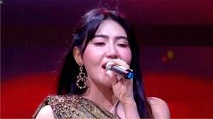 Via Vallen "Tatu" - Ambyar Awards 2022 Live Ponorogo