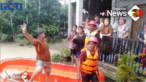 Evakuasi Ibu Hamil Di Tengah Banjir Setinggi 3 Meter