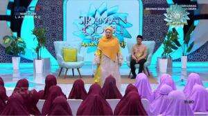 Siraman Qolbu Bersama Mamah Dedeh - Ibadah Kok Ditunda, Rejeki Pun Jadi Ikut Tertunda