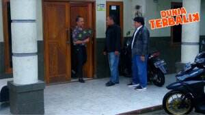 Siapa Nih Orang Nyamperin Dadang? - Dunia Terbalik Eps. 2761