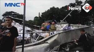 Papan Reklame Ambruk