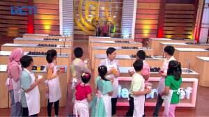 Semua Peserta Bahagia Saat Kedatangan Keluarganya - Junior MasterChef Indonesia