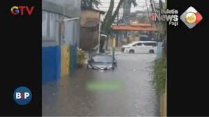 Banjir, Puluhan Kendaraan Mogok